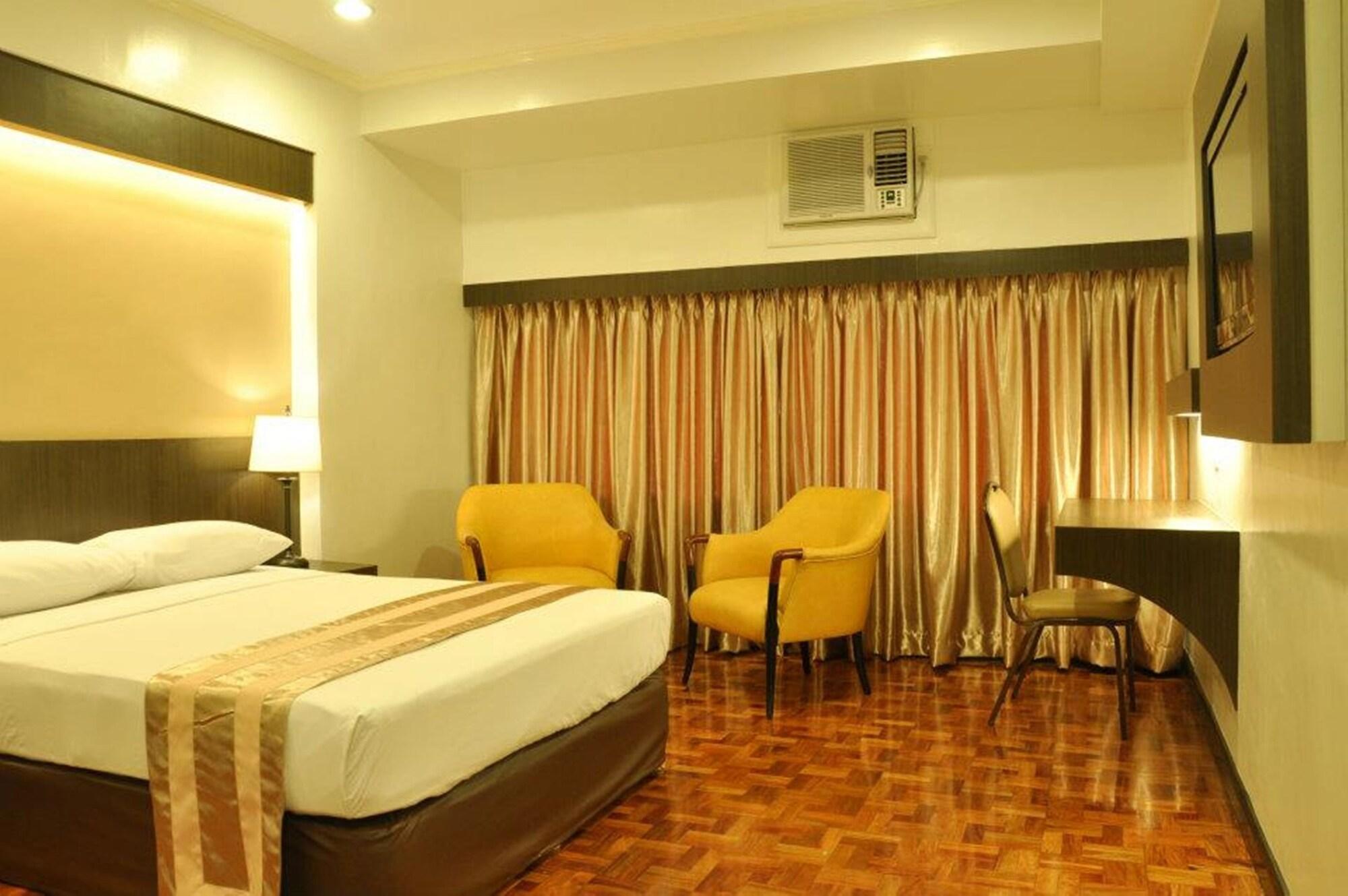 Richville Hotel Mandaluyong Exteriér fotografie
