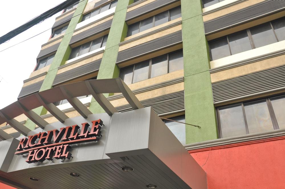 Richville Hotel Mandaluyong Exteriér fotografie