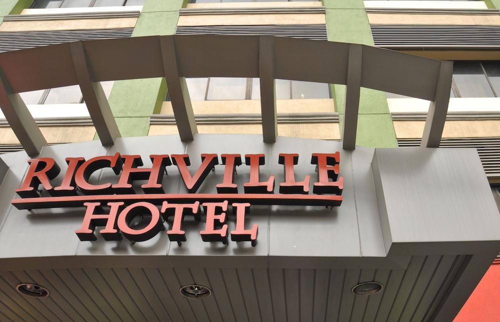 Richville Hotel Mandaluyong Exteriér fotografie